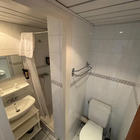 Le Taillon Отель 2*