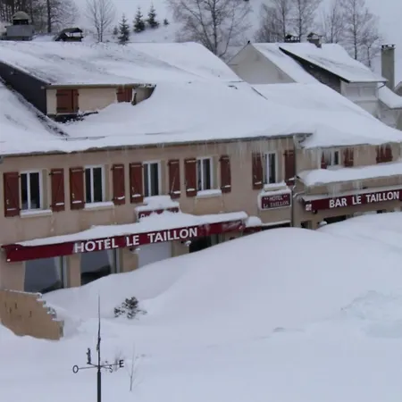 Le Taillon Отель Гаварни